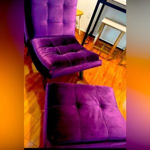 velvet  and leg rest